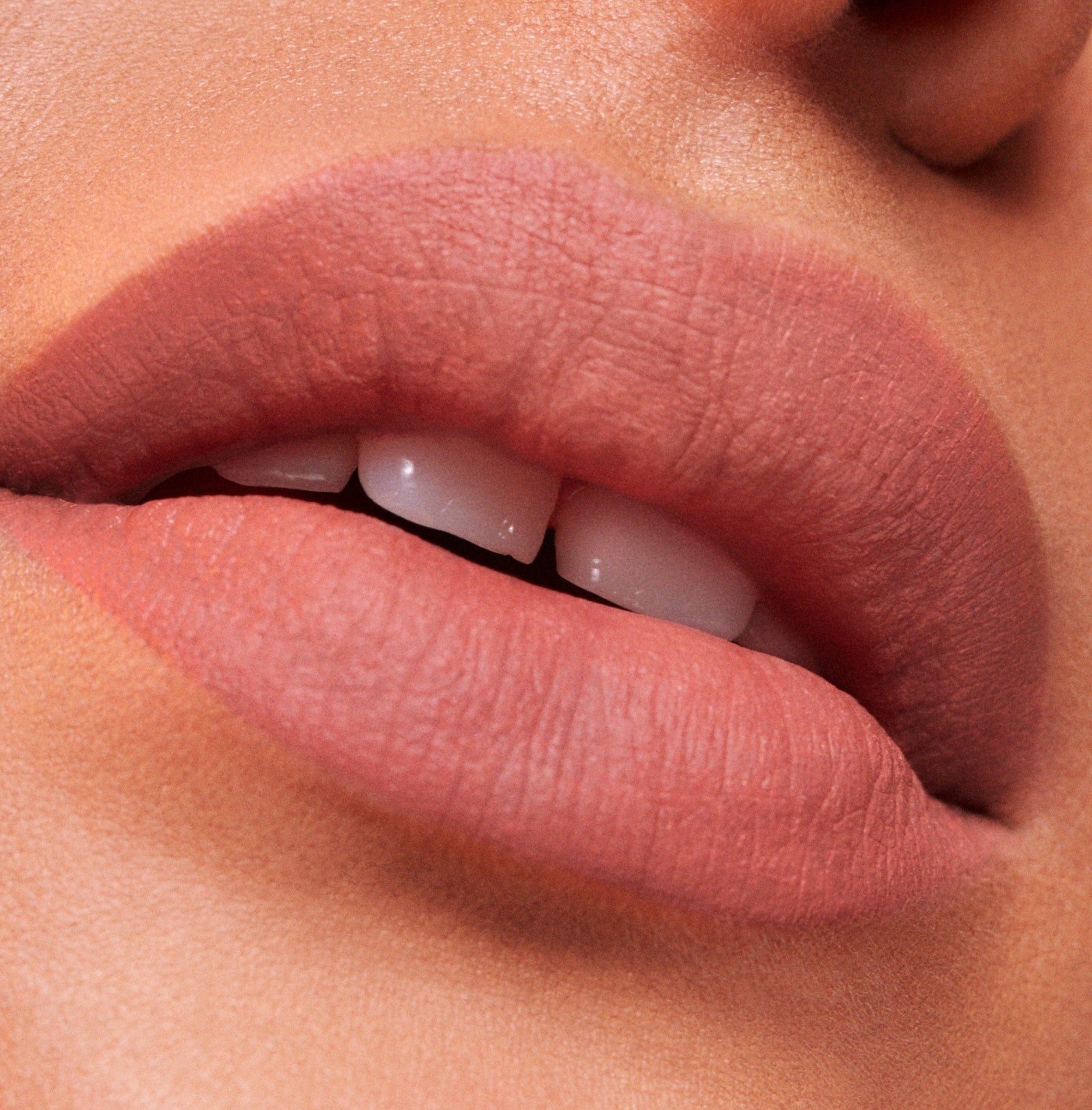 Estée Lauder Pure Colour Whipped Matte Liquid Lip 9ml