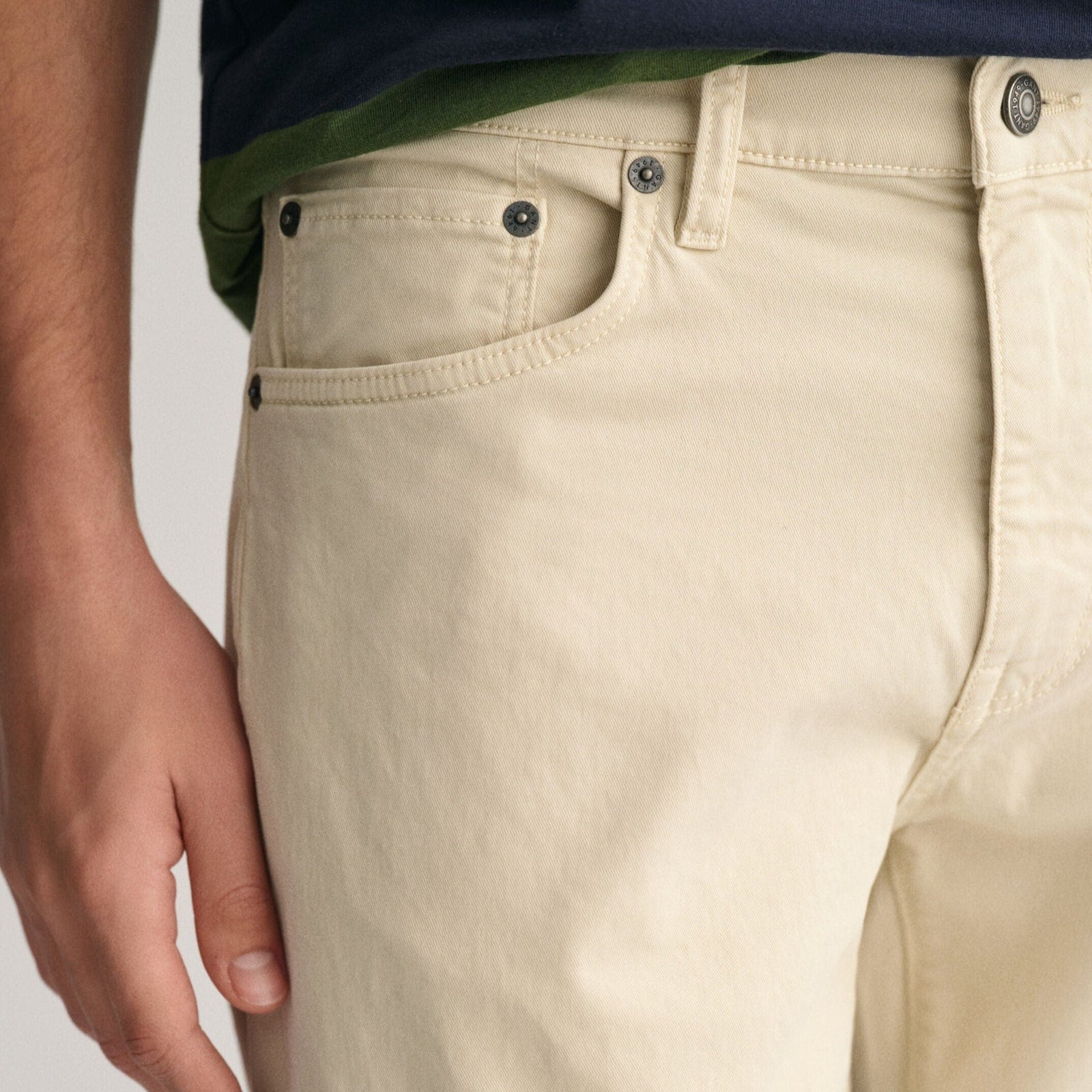 Gant Regular Fit Desert Jeans in Silky Beige