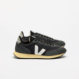 VEJA Rio Branco II Alveomesh Black/White Trainers